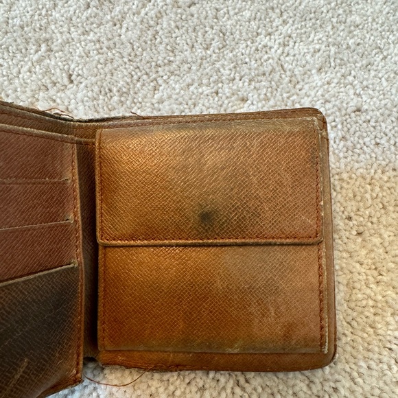 Louis Vuitton Monogram Marco Bi Fold Men’s Wallet - Picture 7 of 11